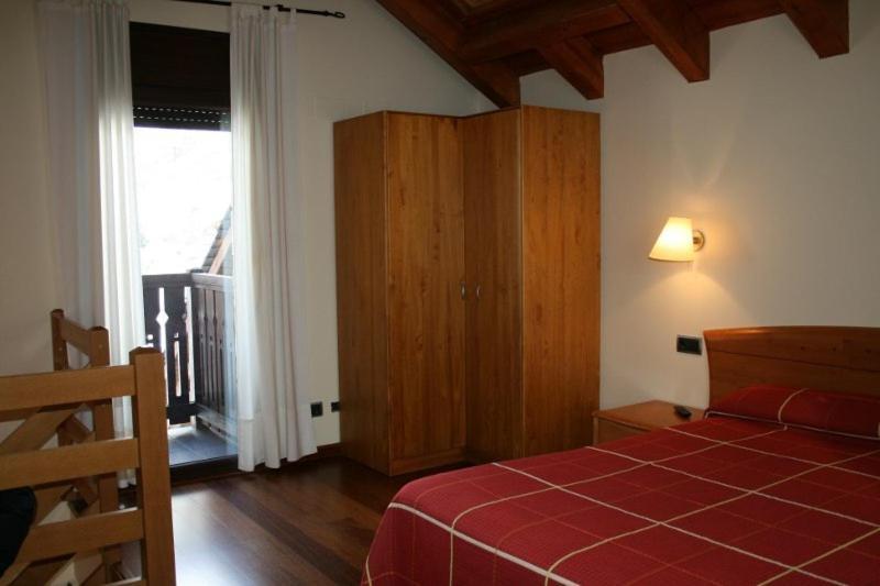 Apartamentos Les Picardes Эспот Номер фото